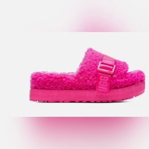 UGG Pink Fluffita Slide Size 9